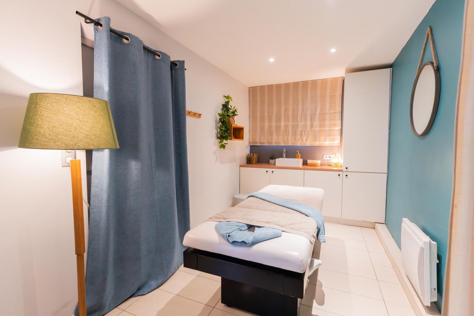 Hotel Western Garden And 3*