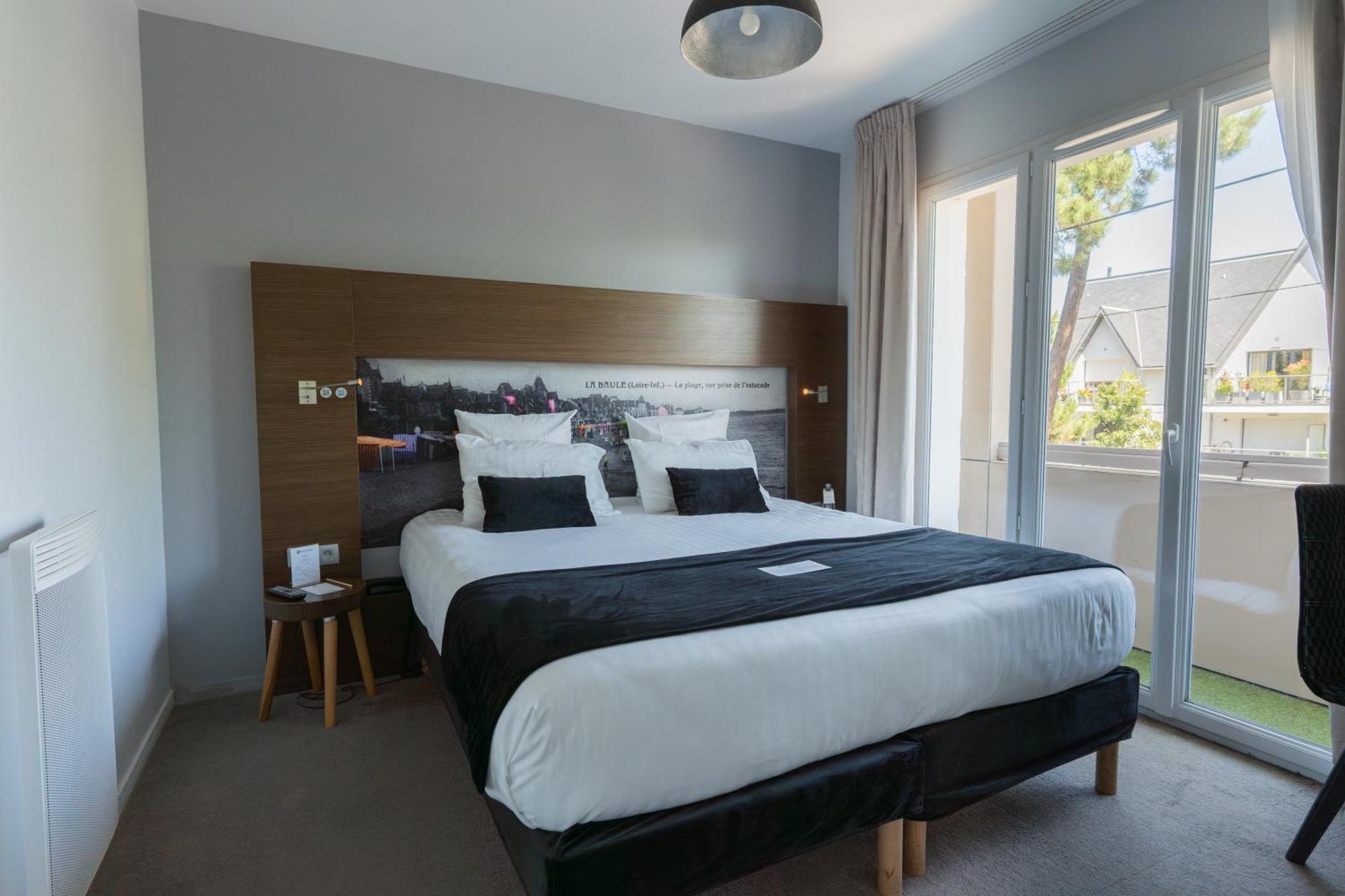 Hotel Western Garden And 3*